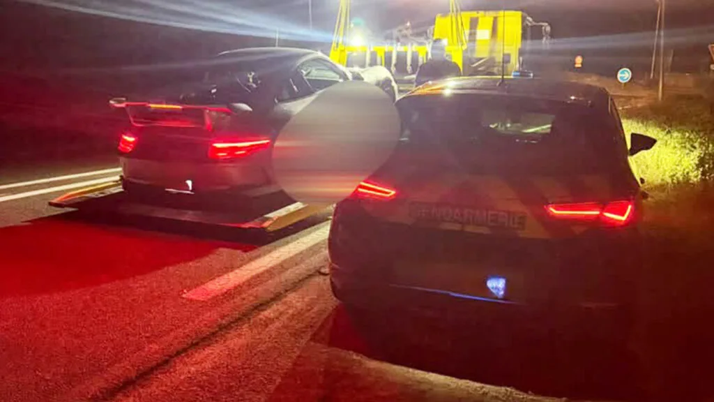 French Police Stop Porsche 911 Driver Exceeding 194 MPH