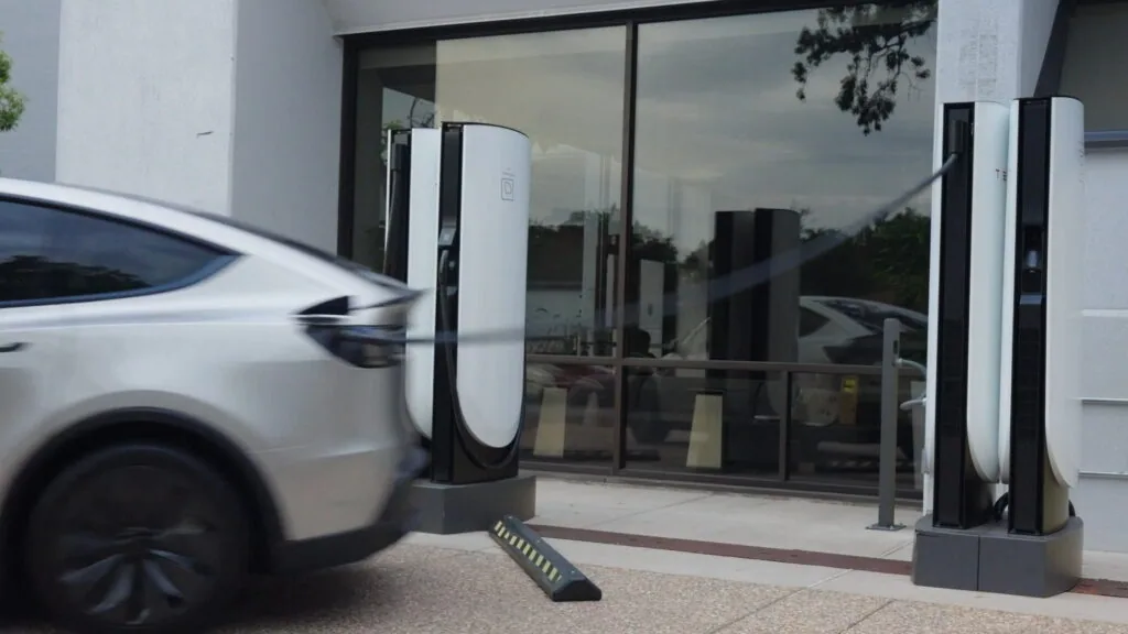Tesla Supercharger Emergency Feature May Cause Up To $25,000 In Damage